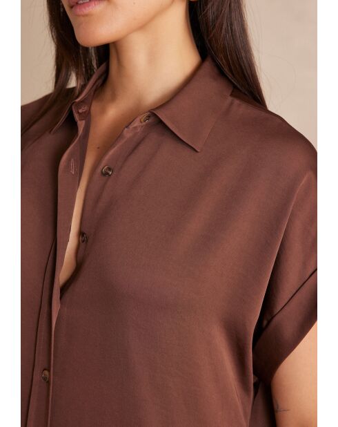 Nayaa R chocolade satijnen jurk