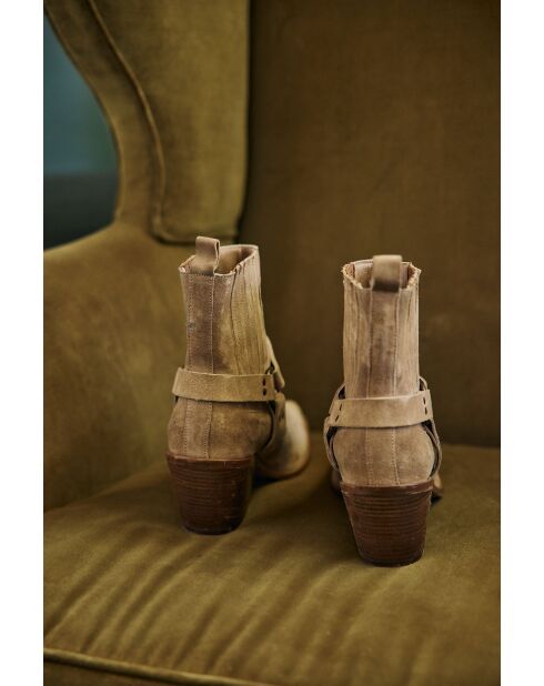 Lauren beigefarbene Stiefel