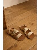 Goldene Sandalen Maelle