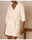 Adicie crèmekleurig t-shirt