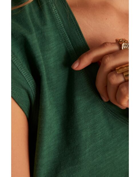 Delya Englisches grünes T-Shirt