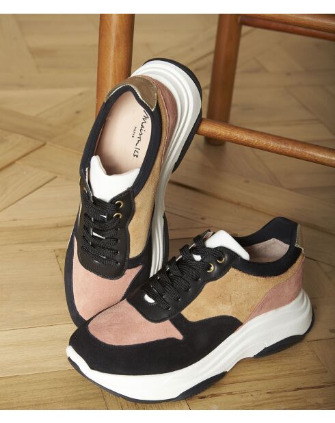 Nina B beige sneakers