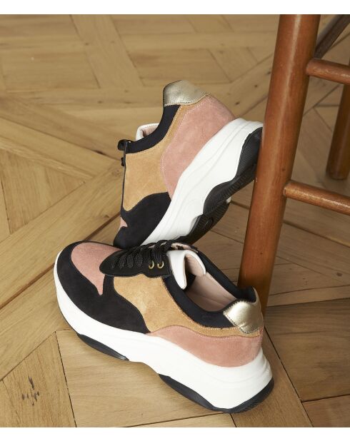 Nina B beige sneakers