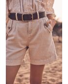 Beigefarbene, übergefärbte Shorts von Maurice Sh