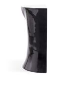 Statue Tête droite bas noire - 41x33x79 cm