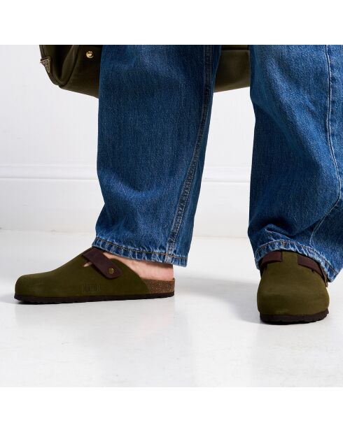 Sabots en velours de cuir Noé verts