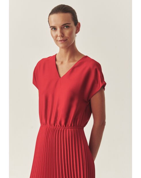 Rotes Kleid Teli