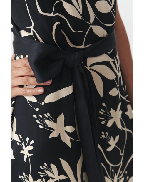 Marineblauwe jurk van Orokono