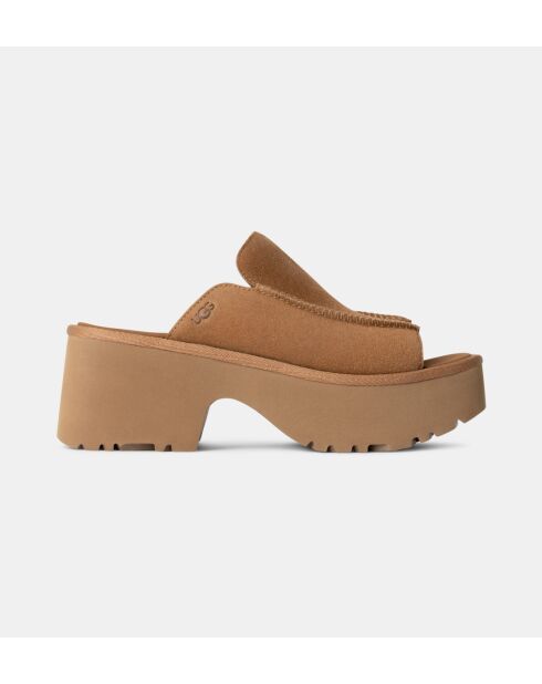 Kamelfarbene Keil-Pantoletten aus Veloursleder von New Heights