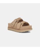 Beigefarbene Keil-Pantoletten Golden Star