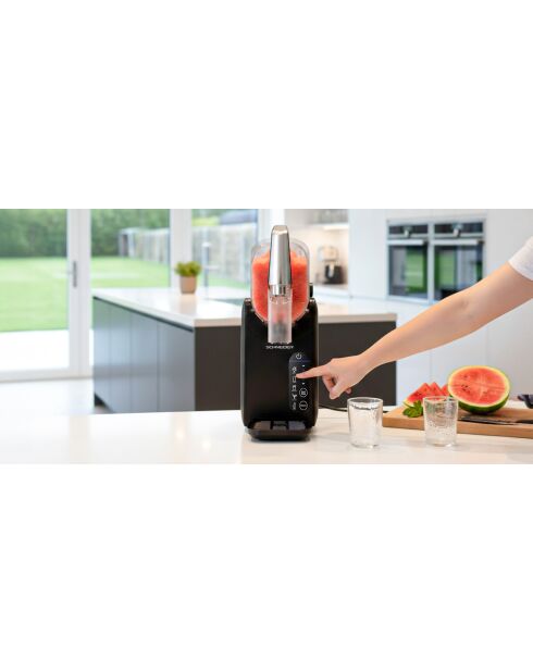 Machine à boissons glacees modèle SEVEDEGLACE noire