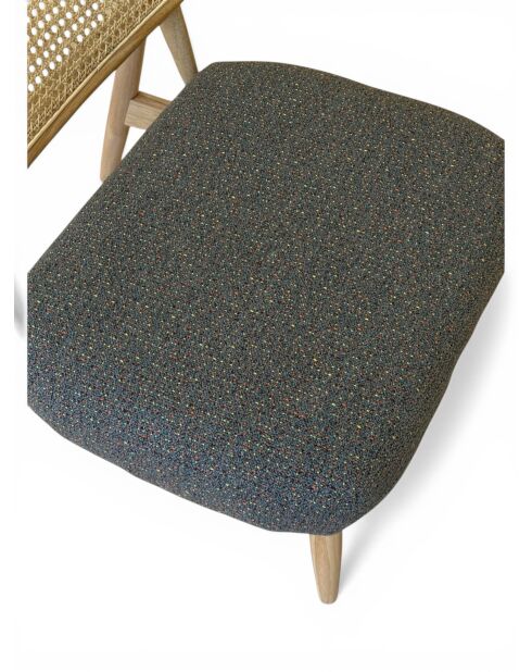 Liegestuhl aus Gummiholz und gesprenkeltem grauem Rattan - 63x70x74 cm