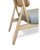 Liegestuhl aus Gummiholz und gesprenkeltem taupefarbenem Rattan - 63x70x74 cm