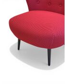 Sessel Swallow's Nest, Netzstoff, 78 x 79 x 73 cm, Himbeerrot