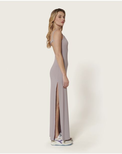 Steffi lila langes Kleid