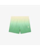 Calathea/gelbe kurze Badeshorts mit Farbverlauf