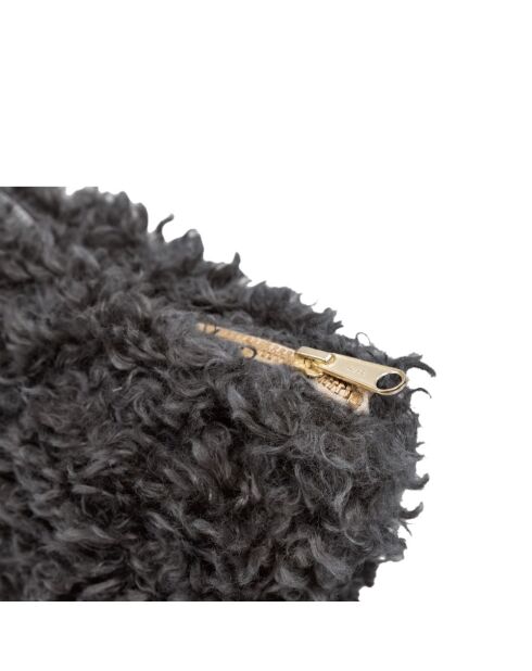 Grauer Kunstpelzbeutel - 21x18 cm