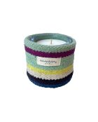 Candela profumata della durata di circa 40 ore con rivestimento in cotone blu - H8 — ø 9 cm