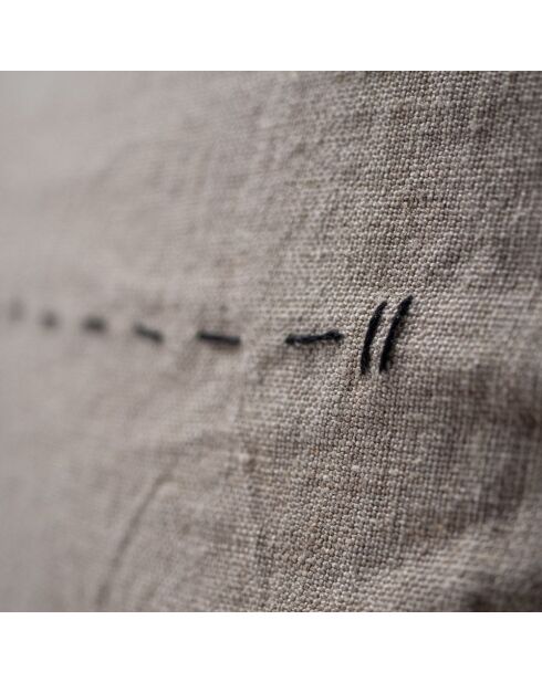 Cuscino in lino con dettaglio di cuciture naturali - 50x70x12 cm