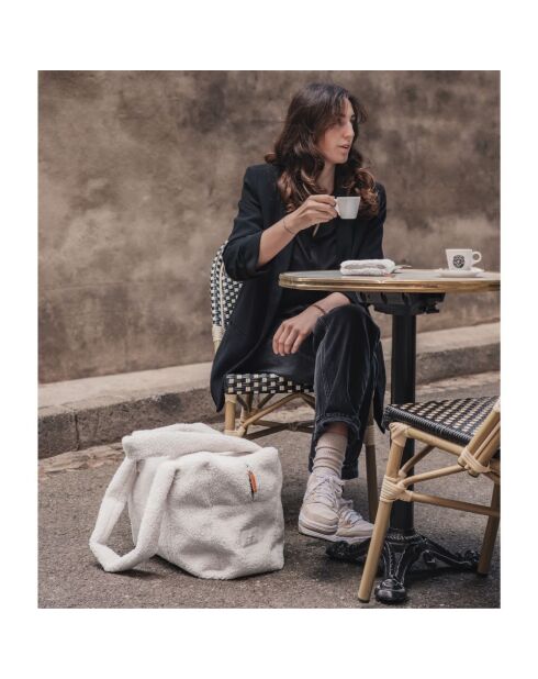 Witte weekendtas van imitatiebont - 46x30x20 cm