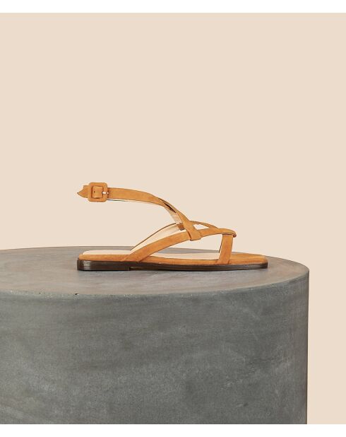 Doréigami platte sandalen van hazelnootsuède