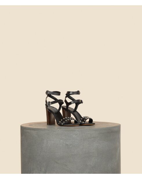 Sandalias altas de piel flamenca negras plateadas