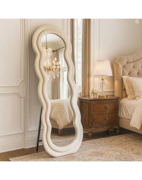 Andromak dekorativer Standspiegel aus Samt, cremefarbener Samt, gewellt, 70 x 5 x 170 cm
