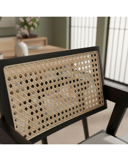 Chaise design avec accoudoirs en cannage rotin Hiro bois foncé et tissu beige - 46x50x72 cm