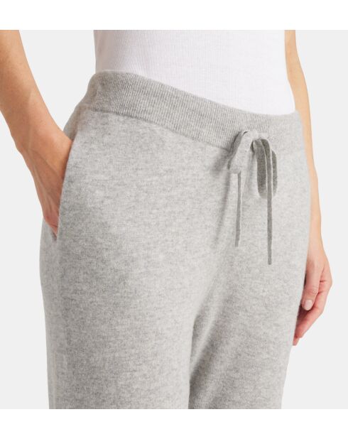 Lichtgrijze joggingbroek van wol en kasjmier van Dancois