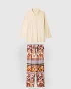 Pyjama chemise en maille confectionné en coton et pantalon en satin beige