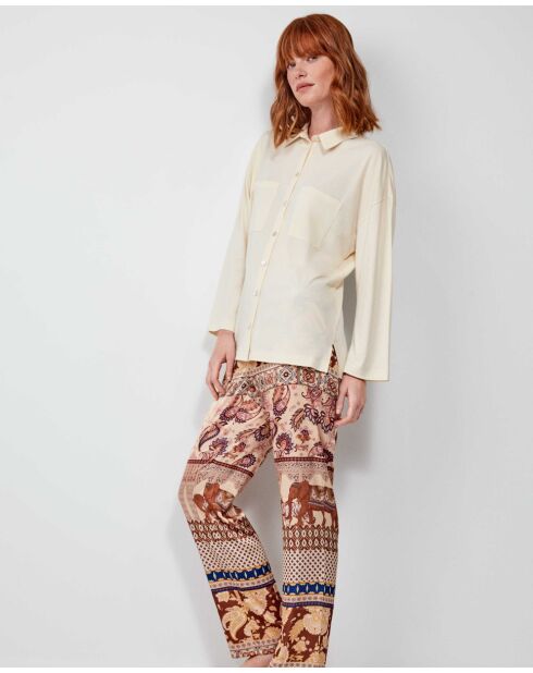 Pyjama chemise en maille confectionné en coton et pantalon en satin beige