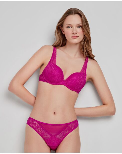 Culotte brésilienne en dentelle rose