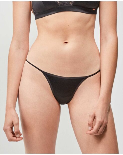 Culotte brésilienne laniaires fines noire