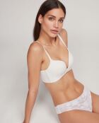 Culotte brésilienne coupée au laser blanche