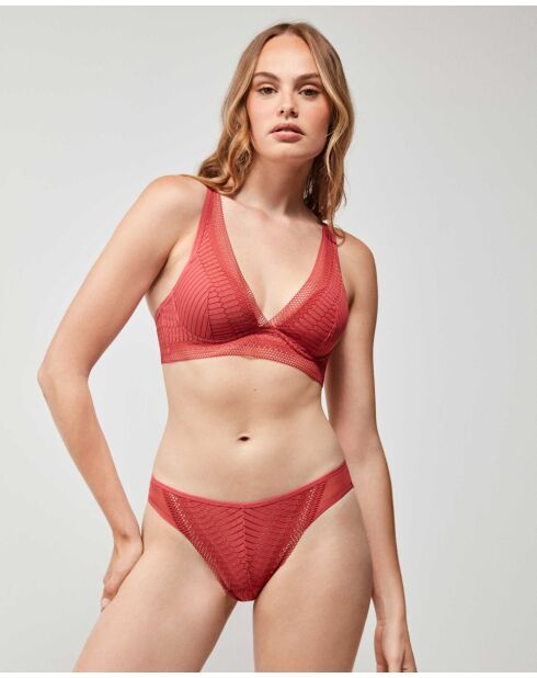 Culotte classique en tissu dentelle rouge