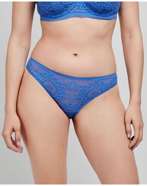 Culotte classique en dentelle bleue
