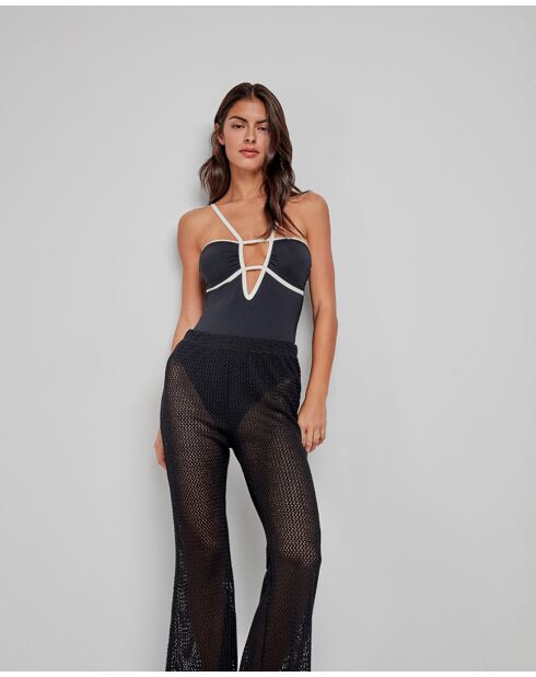 Pantaloni lunghi neri all'uncinetto