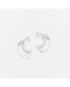 Silberne Ohrringe aus Flöhen