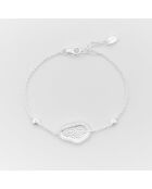 Silberarmband mit strukturiertem Medaillon