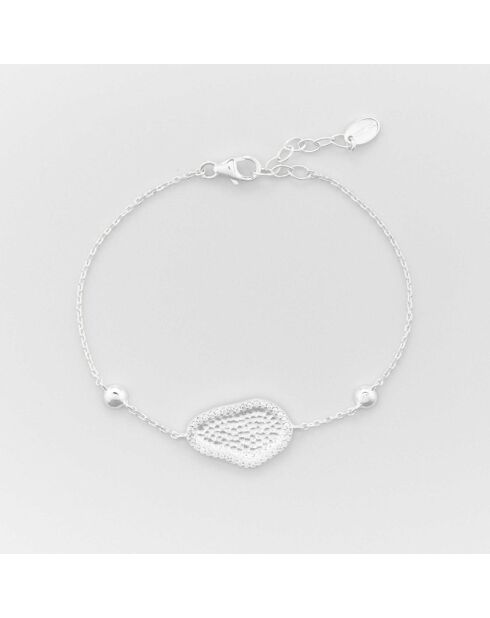 Silberarmband mit strukturiertem Medaillon