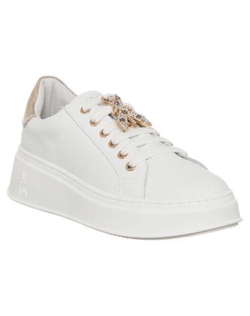 751-06 Witte leren sneakers