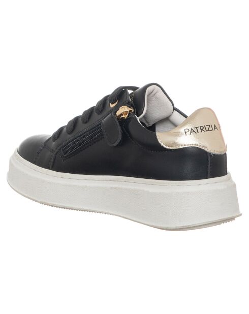 824-27 schwarze Ledersneaker