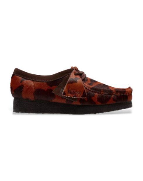 Bruine schoenen met koeienprint van Wallabee