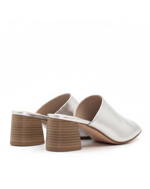 Sandalen aus Metallic-Leder CA-2308 plata