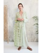 Pallavi- 3 romantisches grünes Baumwollkleid mit Blumenblockdruck