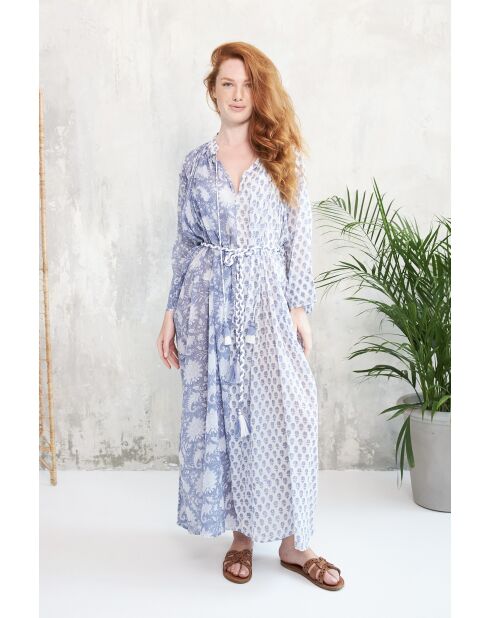 Pallavi-1 romantische blauwe katoenen jurk met bloemenprint