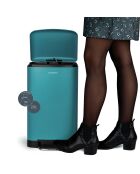 Papelera con pedales azul celeste - 20 L