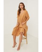 Galinia kameelkleurige linnen jurk