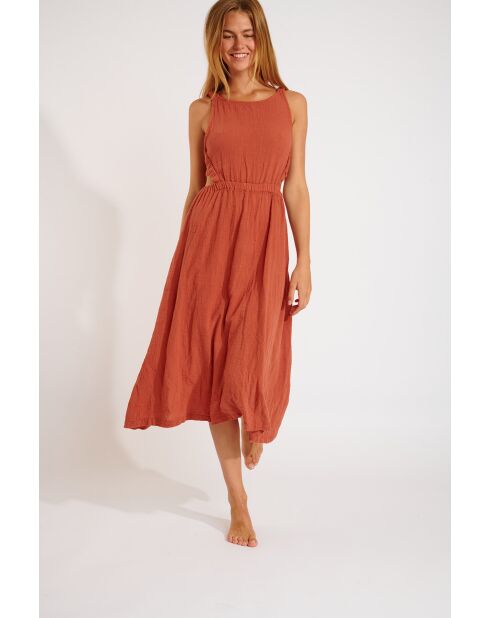 Heloise Cheryll mahoniehouten jurk