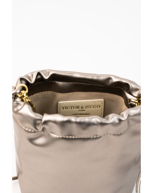 Elva Schultertasche aus bronzefarbenem Leder, 12 x 17 x 8 cm